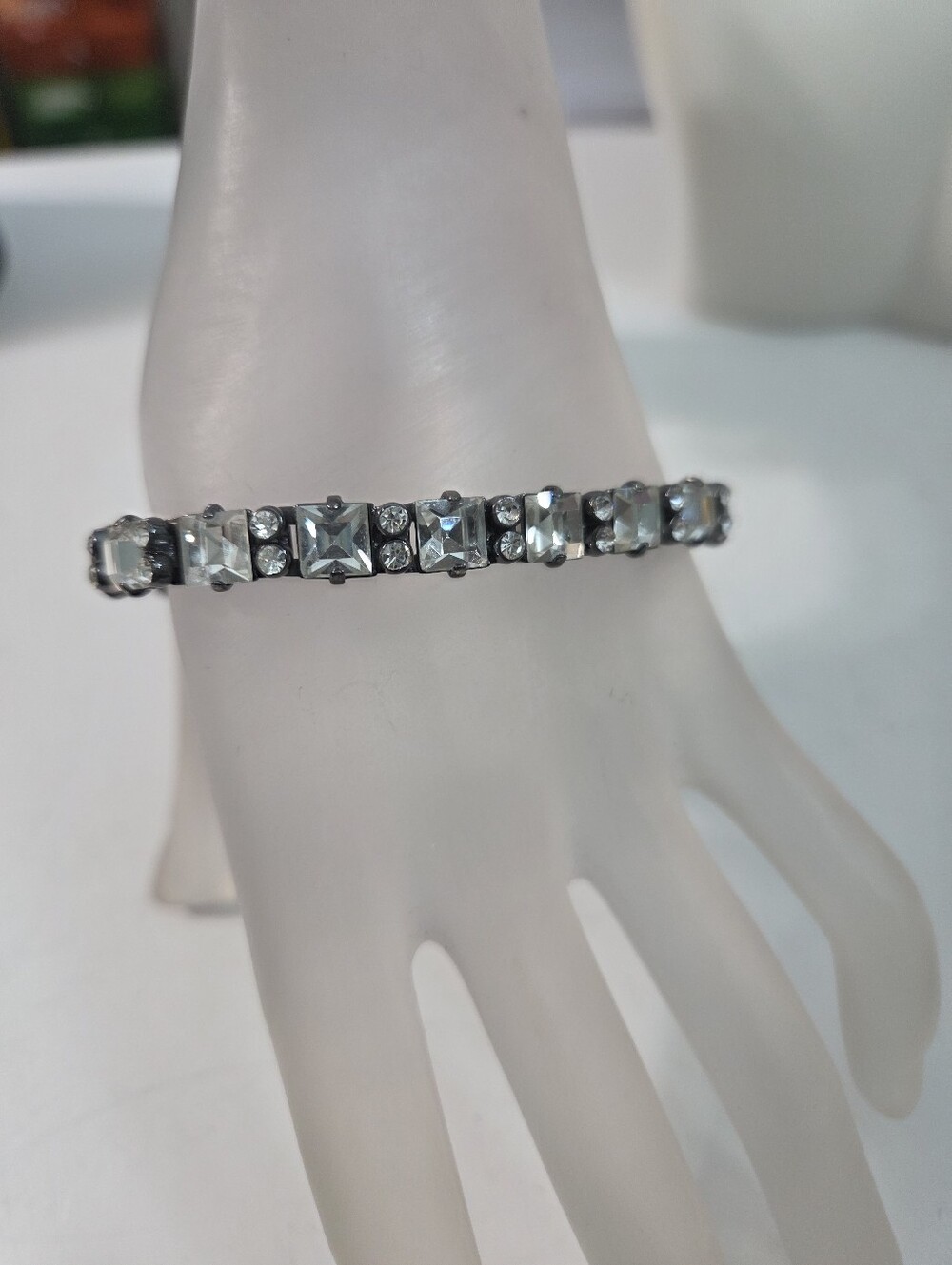 j.crew Crystal Tennis Bracelet Clear Crystal Sparkle gun metal grey 7.5in